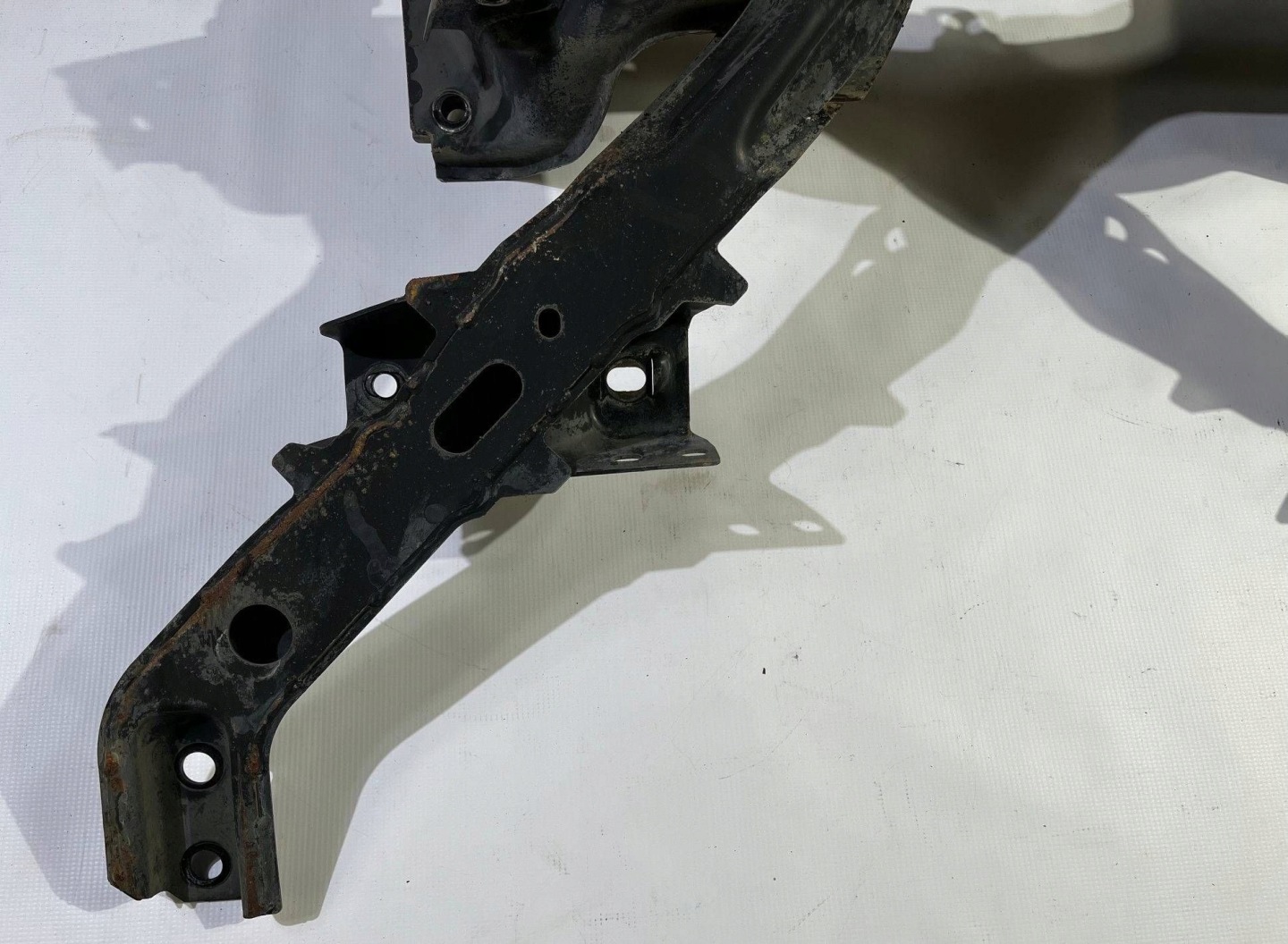 axle beam subframe sider front front Ford Mustang V 2005-2010