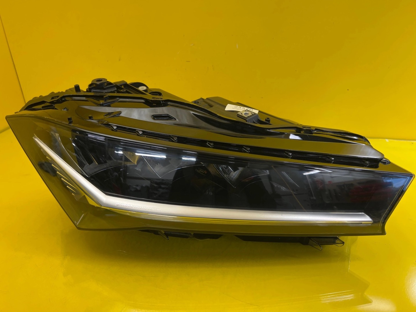 light right front Skoda Superb IV 4 Full Led 23- 3P1941016
