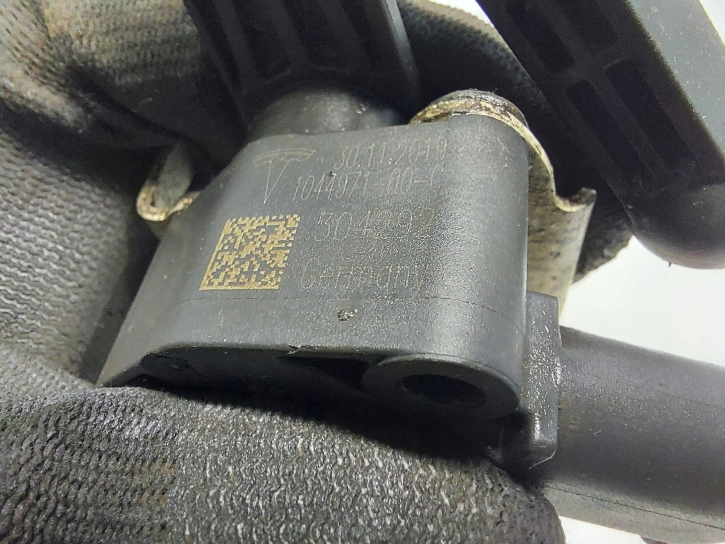TESLA 3 III Sensor poziomowania Leuchten heck 1044971-00-C
