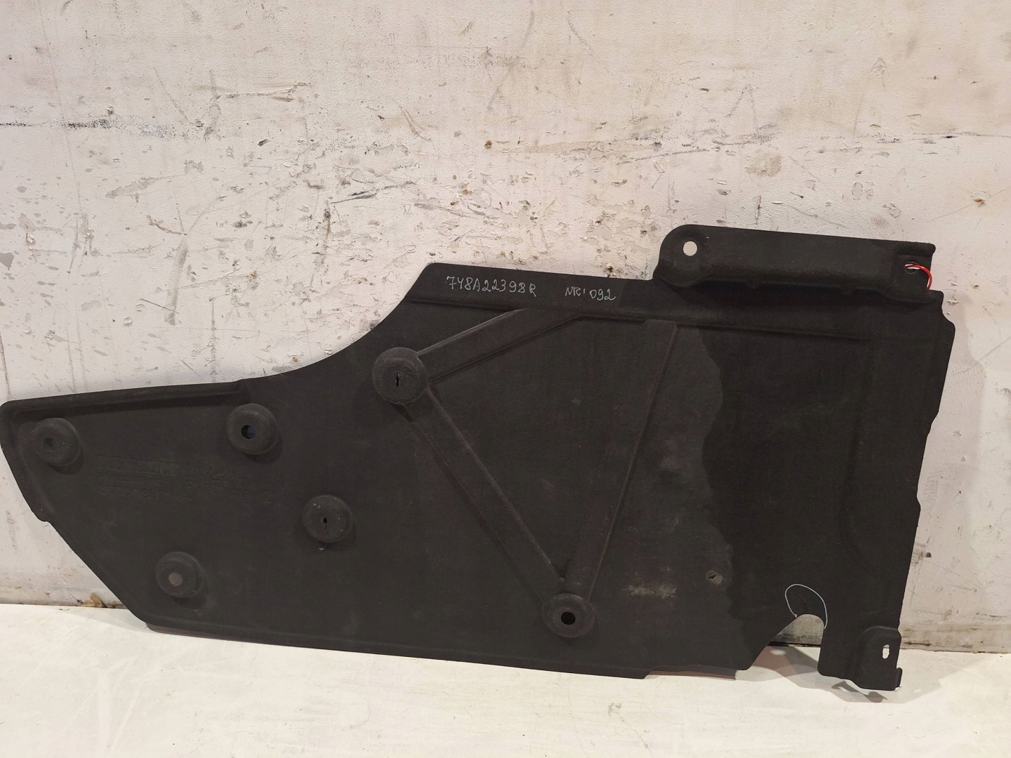 cover chassis rear 748A22398R RENAULT CLIO V 2019