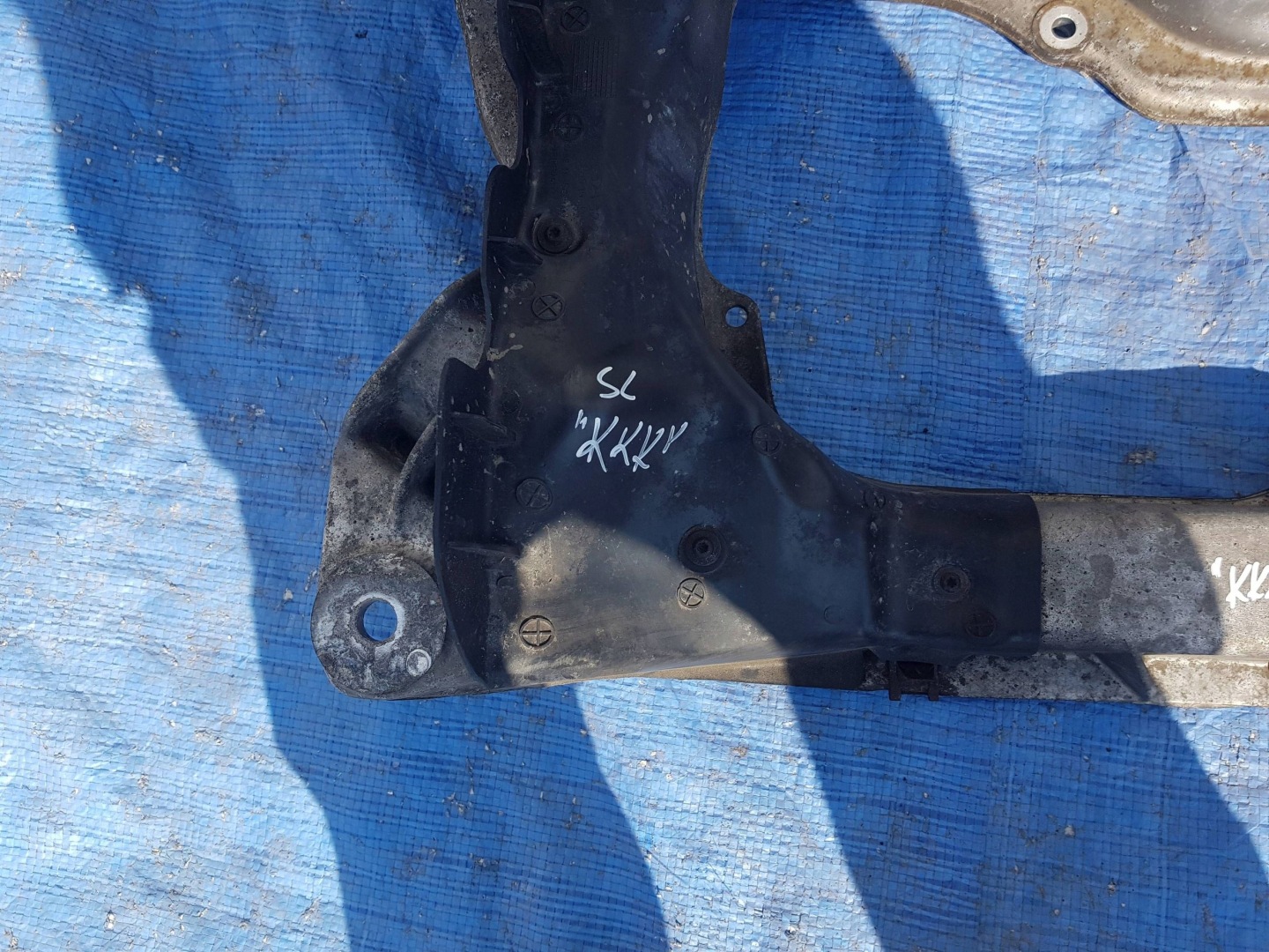 axle beam subframe axle beam front front MERCEDES SL R230 W230 2306280157