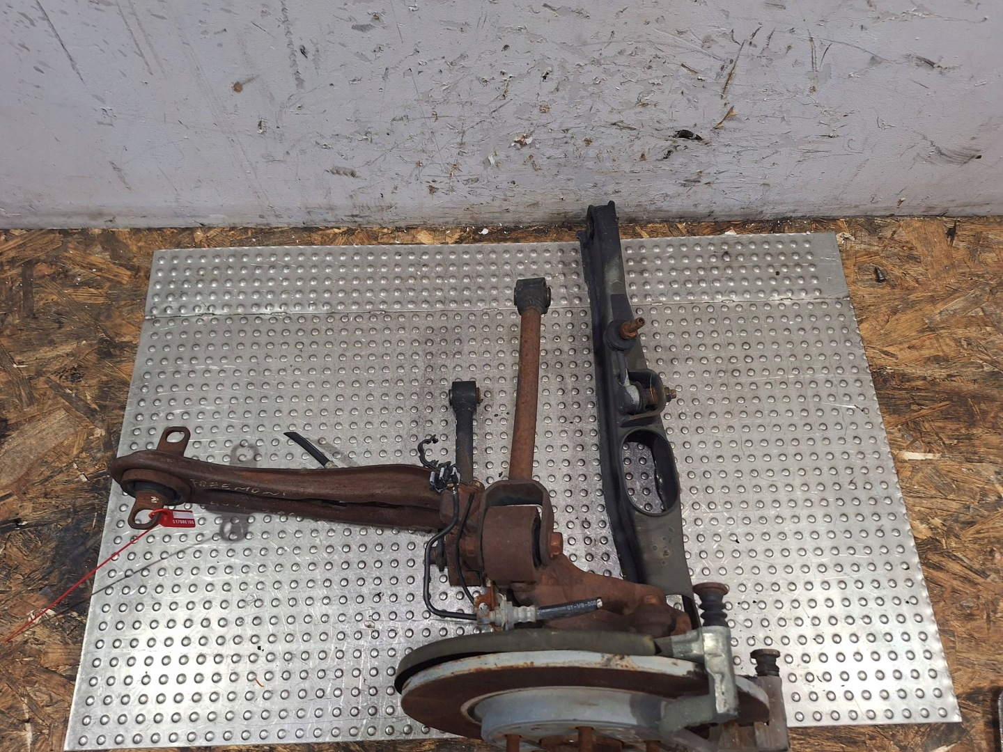 swing rear part left 68083245AE FIAT FREEMONT 4X4 11