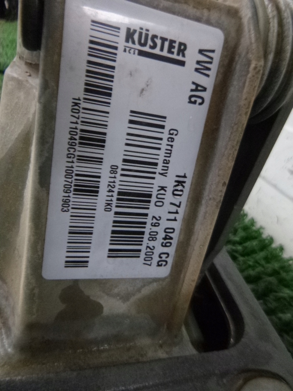 AUDI A3 8P 1.9 Mecanisme levier vitesse Câble Engrenage 1K0711049CG