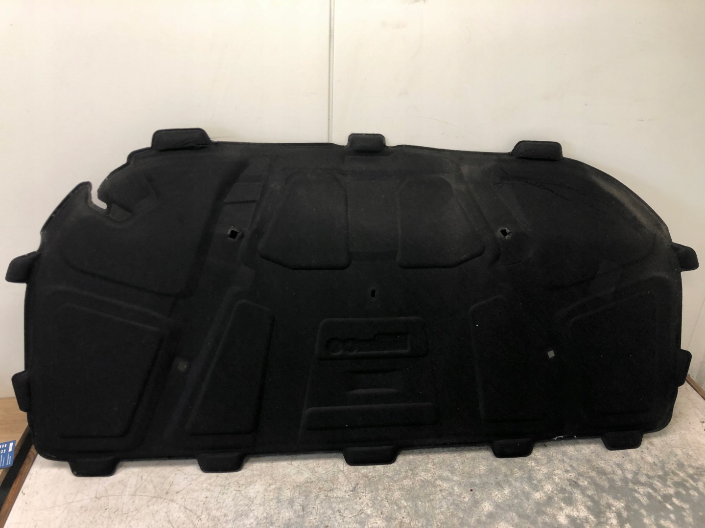 Insonorisation du capot AUDI A4 B8 LIFT