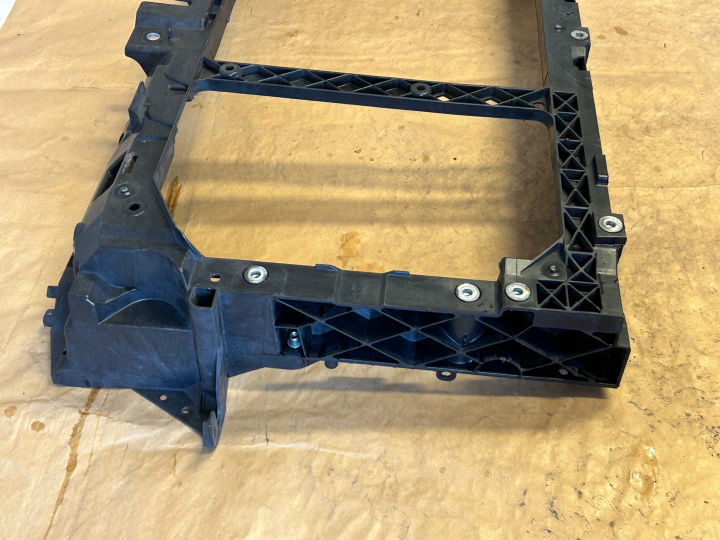 FORD FIESTA MK7 LIFT 2012-2017 pillar iron support panel for radiators original
