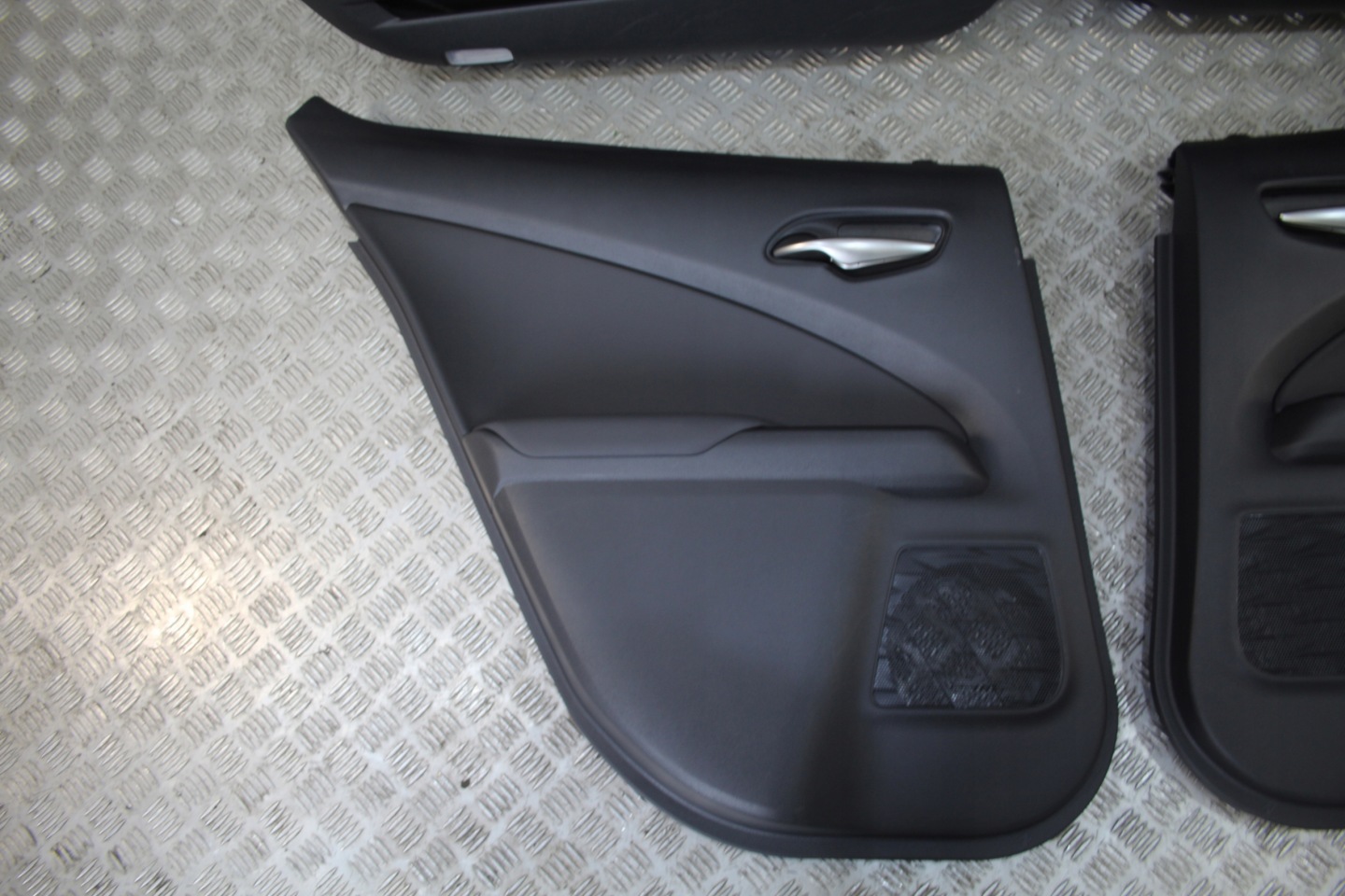 Sitze innere Halbleder LEXUS UX 250H UX250H