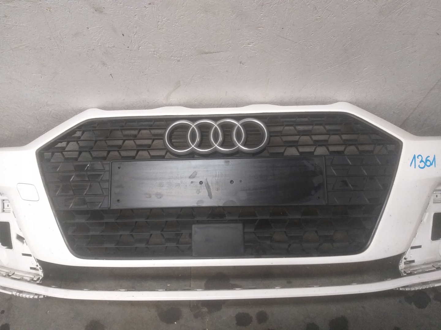 Stoßstange vorne AUDI A1 82A