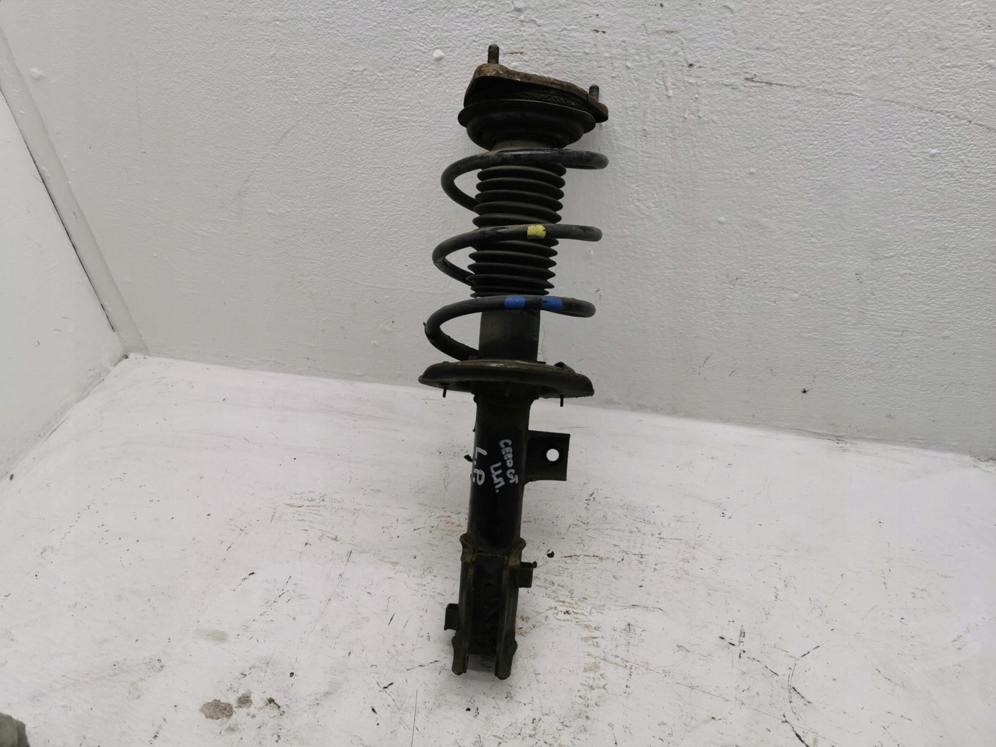 shock absorber left front KIA PROCEED II GT 1.6 GDI 135KM 54650-A2000