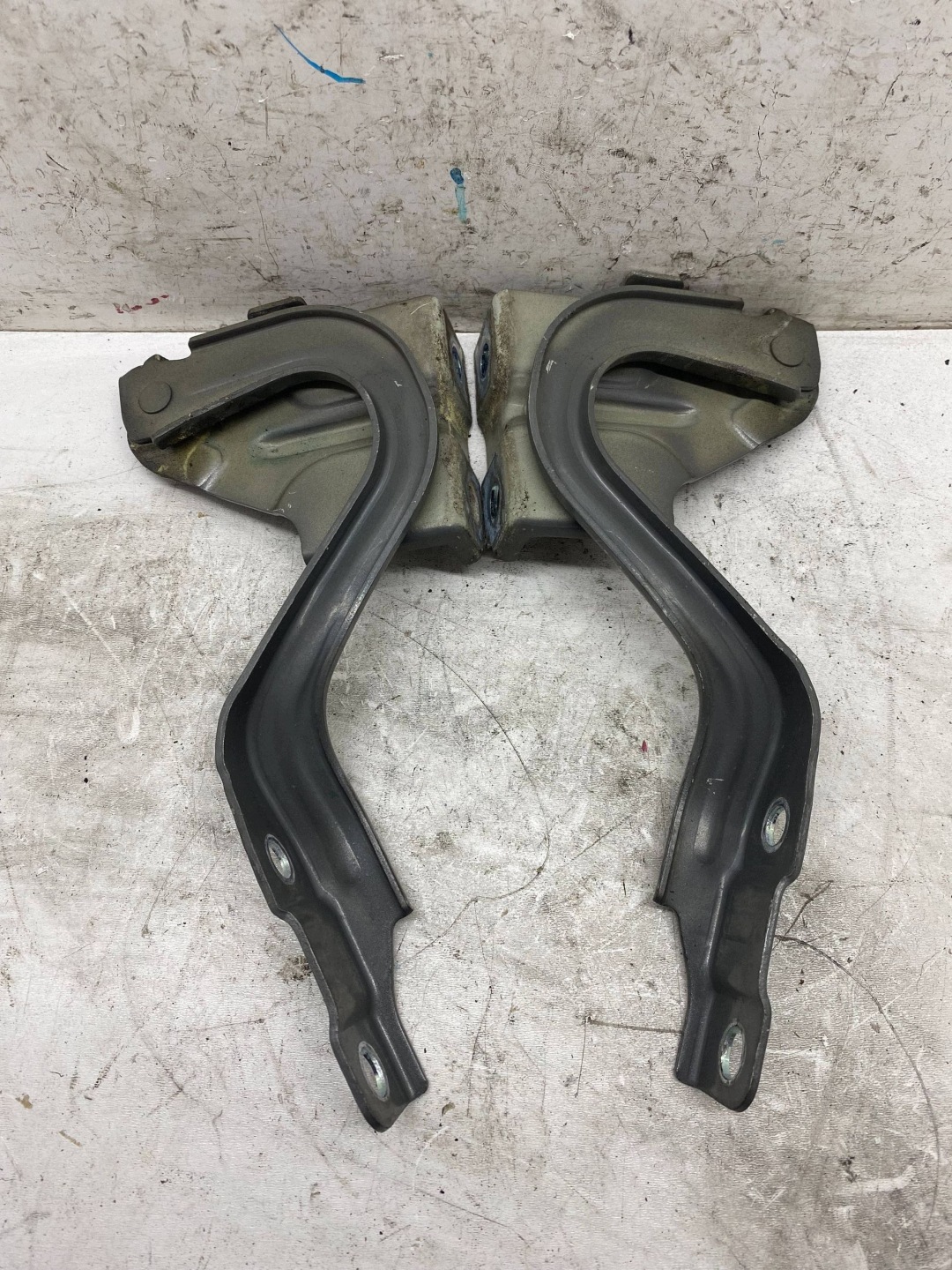 bonnet hinges KOMPLET P+L KIA CARENS IV colour IM (2013-2016)