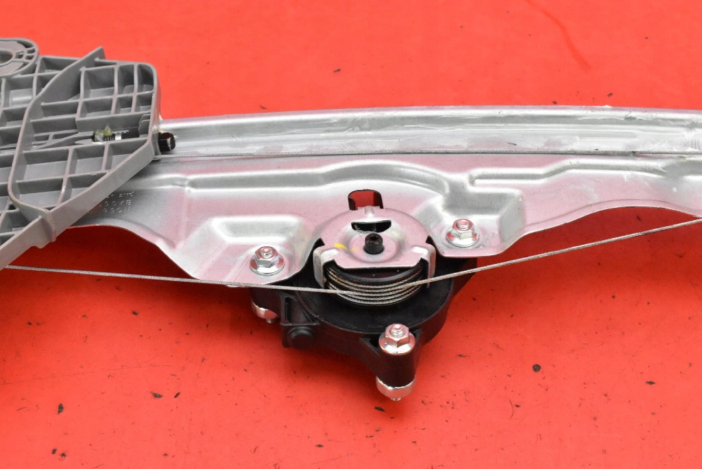 window regulator left rear part 82450R2000 KIA SPORTAGE 5 V 21-25