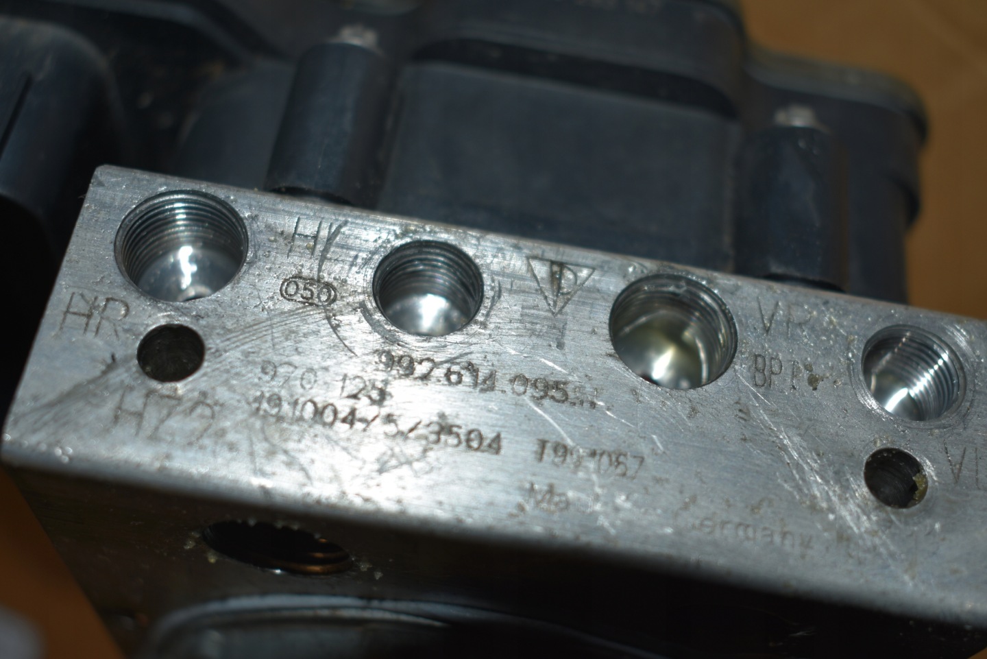 IDEALNY control unit pump ABS PORSCHE 992 1