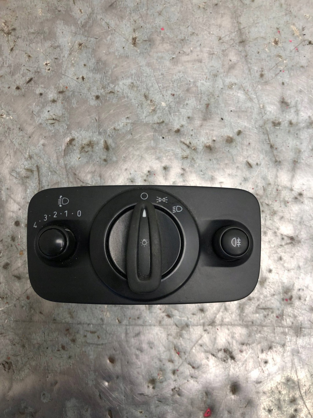 switch light switch FORD FIESTA MK7 8A6T-13A024-AB