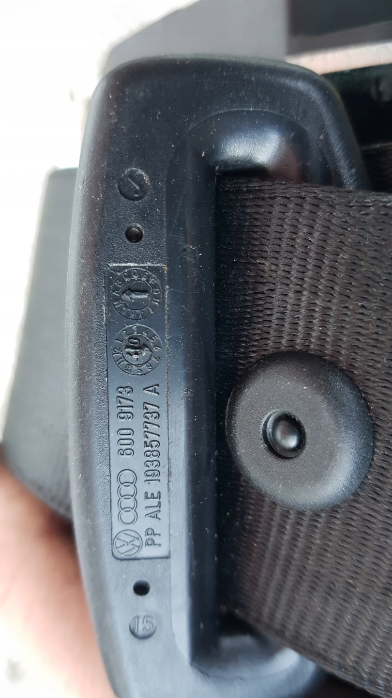 AUDI A6 C6 Gurten Sicherheits links heck 4f0857805e