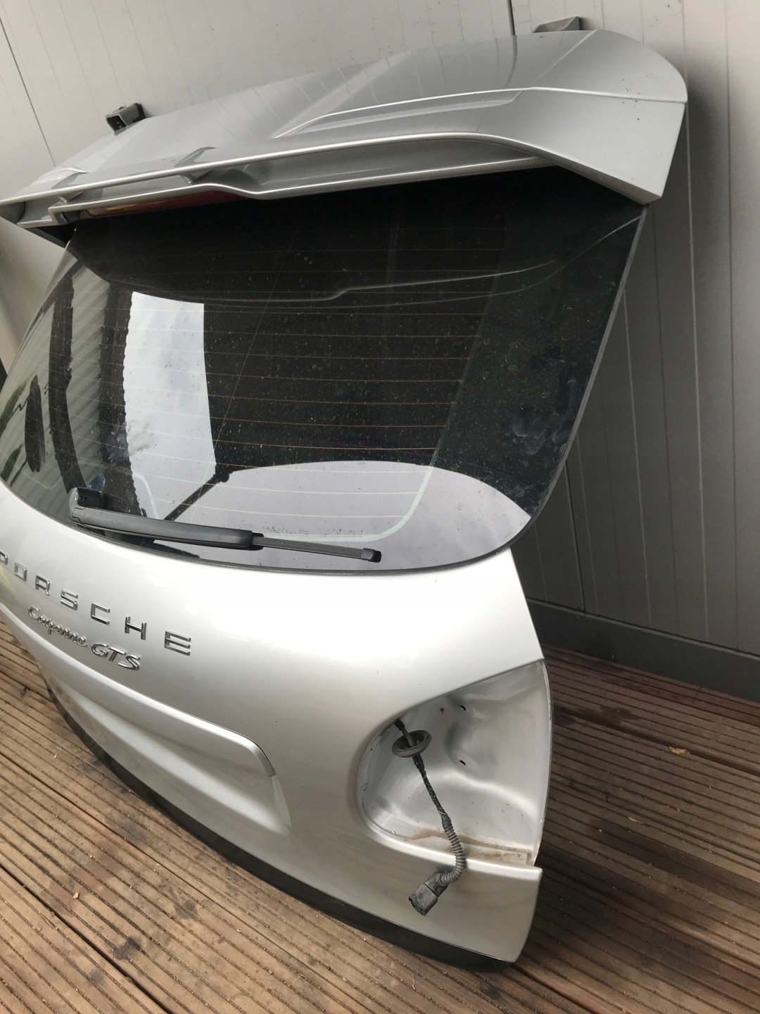 trunk door boot window LOTKA PORSCHE CAYENNE II 7P GTS 10-14