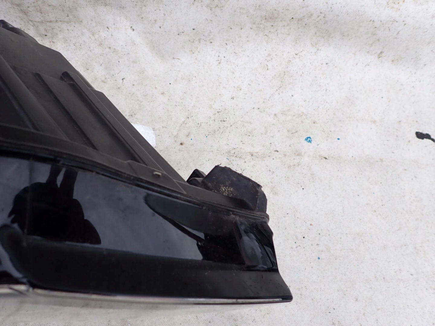 VW CADDY III 3 2K LIFT 15-20 light front front right