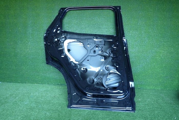 RENAULT AUSTRAL 22- door left rear. rear part
