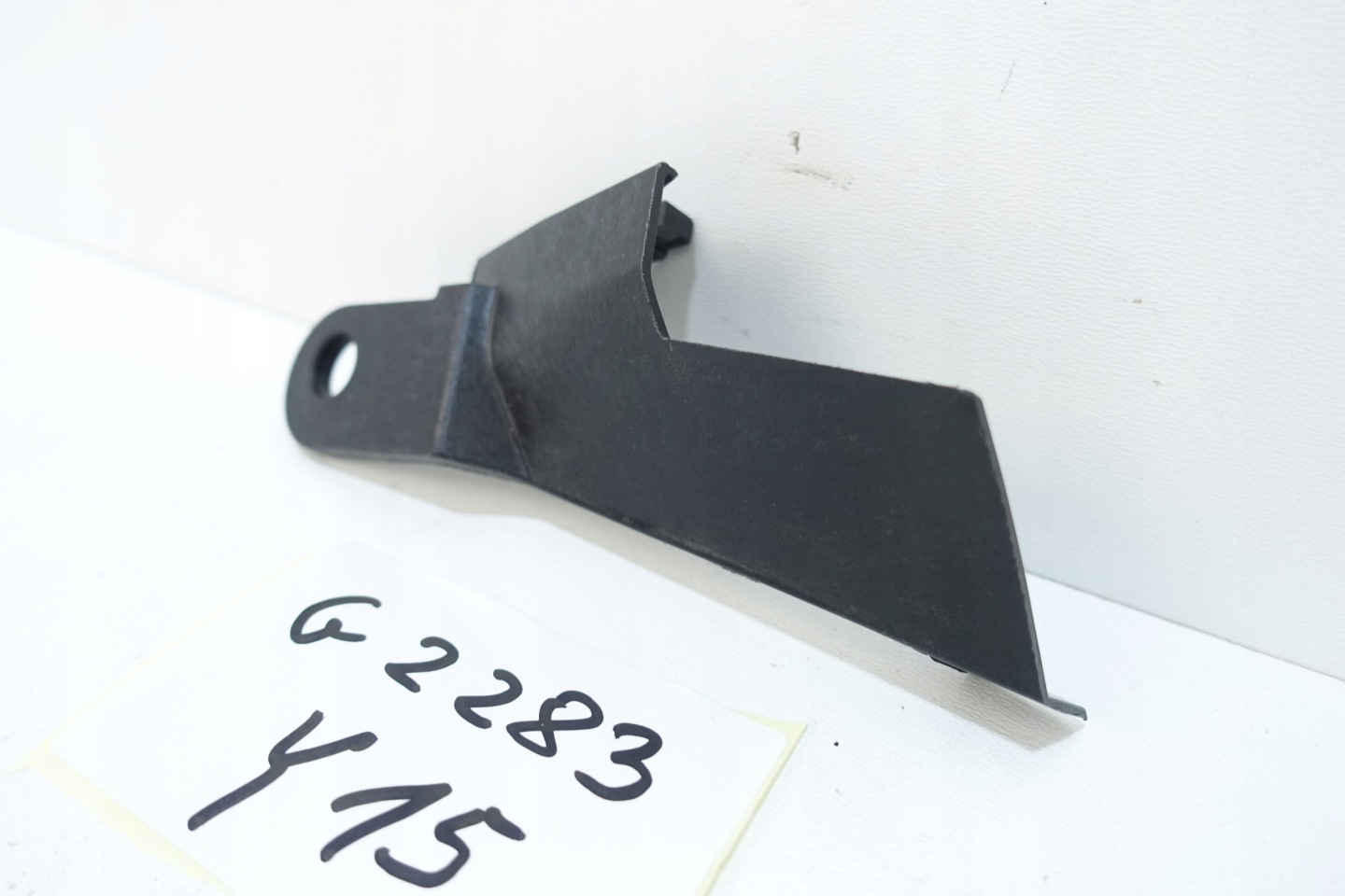 HYUNDAI I30 III LIFT 2020- bracket holder REFLEKTORA left front PA6-GF30