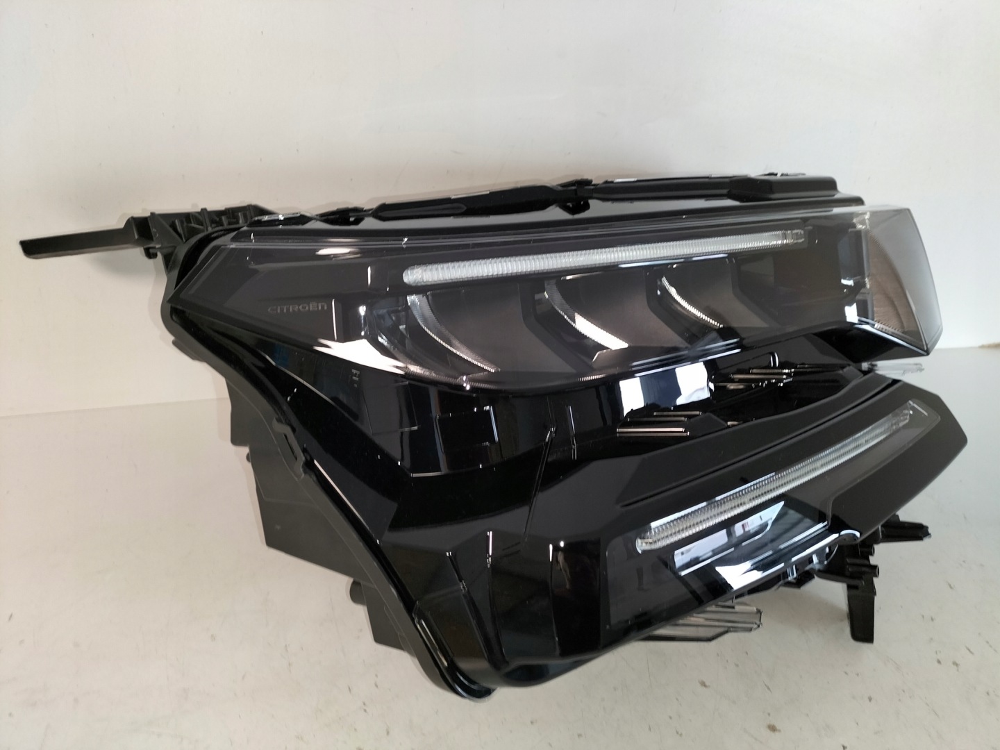 light front reflektor right CITROEN C5 e-C5 AIRCROSS II 25- FULL LED