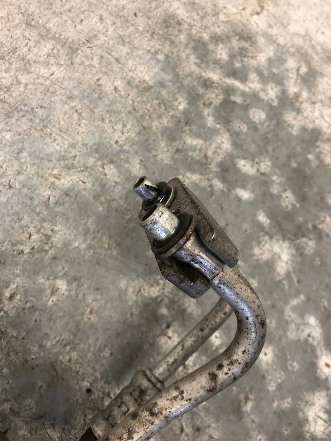 vedení klimatizaci OPEL CORSA D