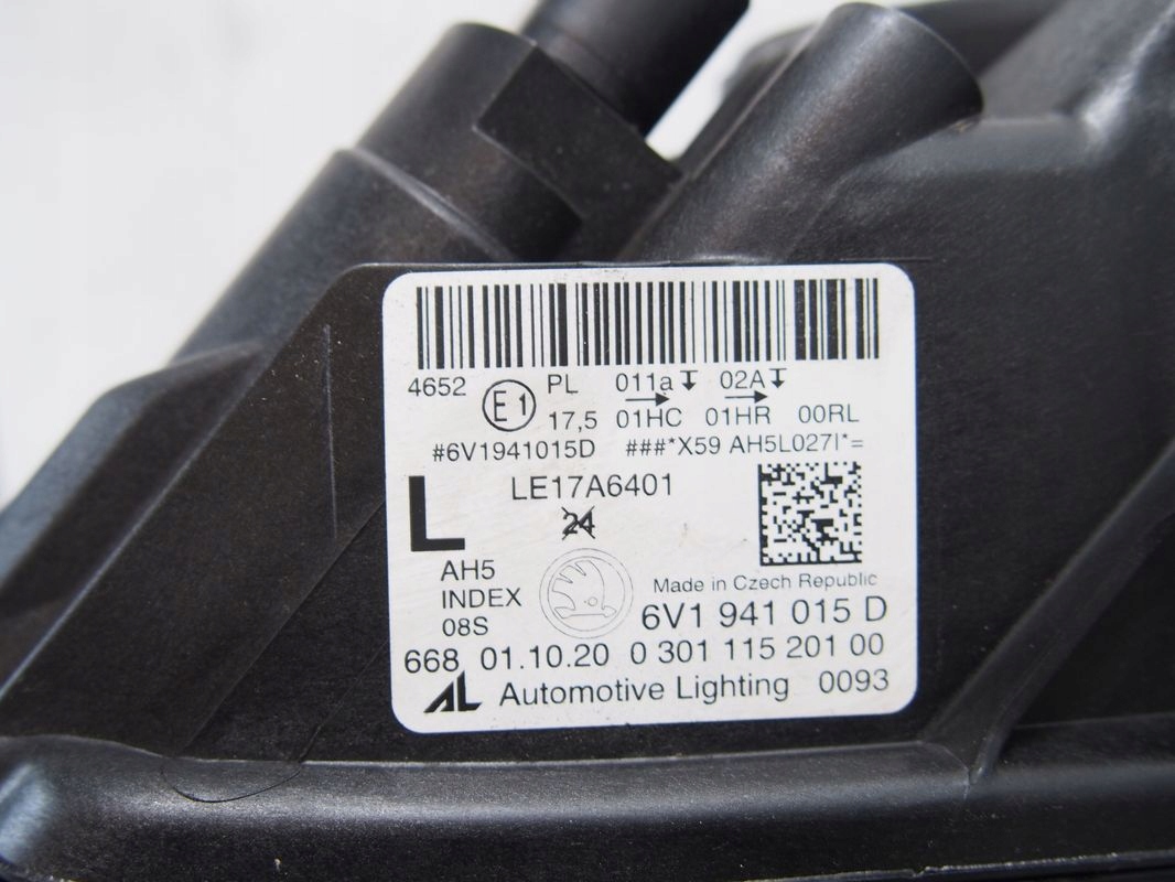 Skoda Fabia 3 III FL 17-20r Reflektor left light left Lift