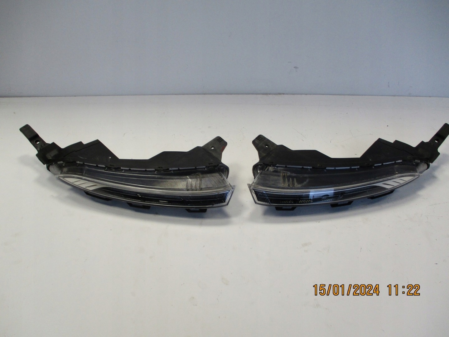 light LED DRL HYUNDAI BAYON left front
