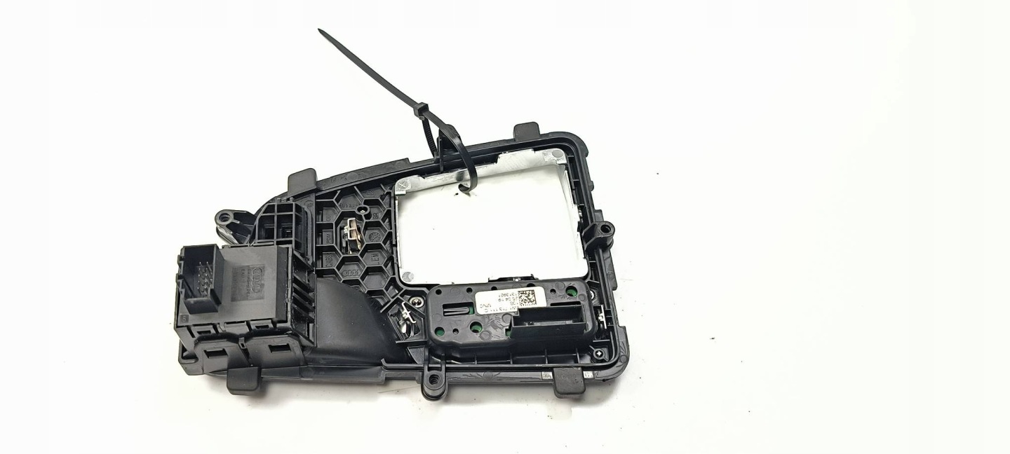 Schalter Bremse PANEL 8W1713111C AUDI A4 B9