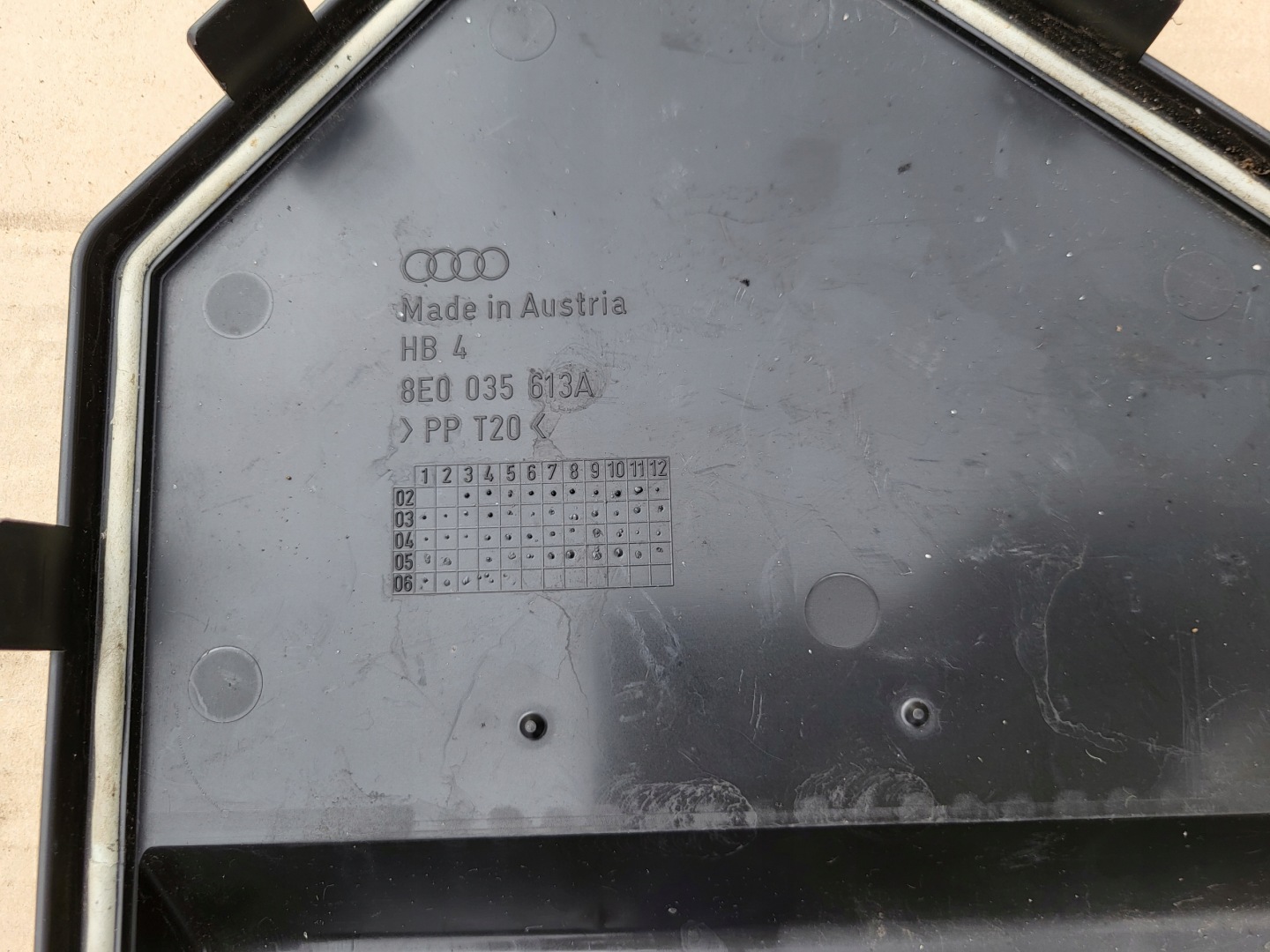 kryt obal KOMPUTERA STEROWNIKA MODULU BLUETOOTH AUDI A4 B6 8E0035613A