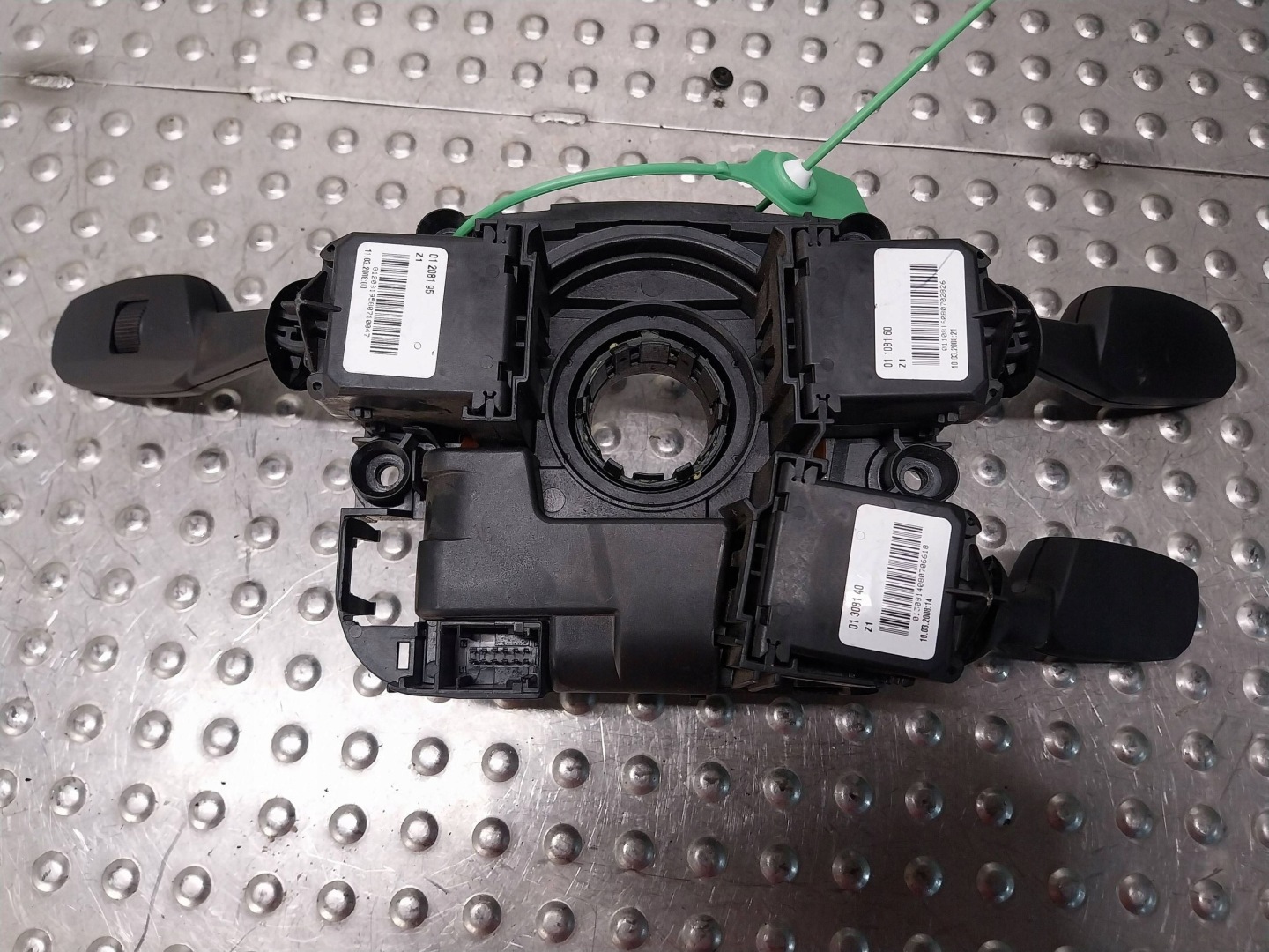 páčky pod volant a ovládání ovladanie 9123041 BMW E70 E81 E84 E87 E88 E89 E90 E91