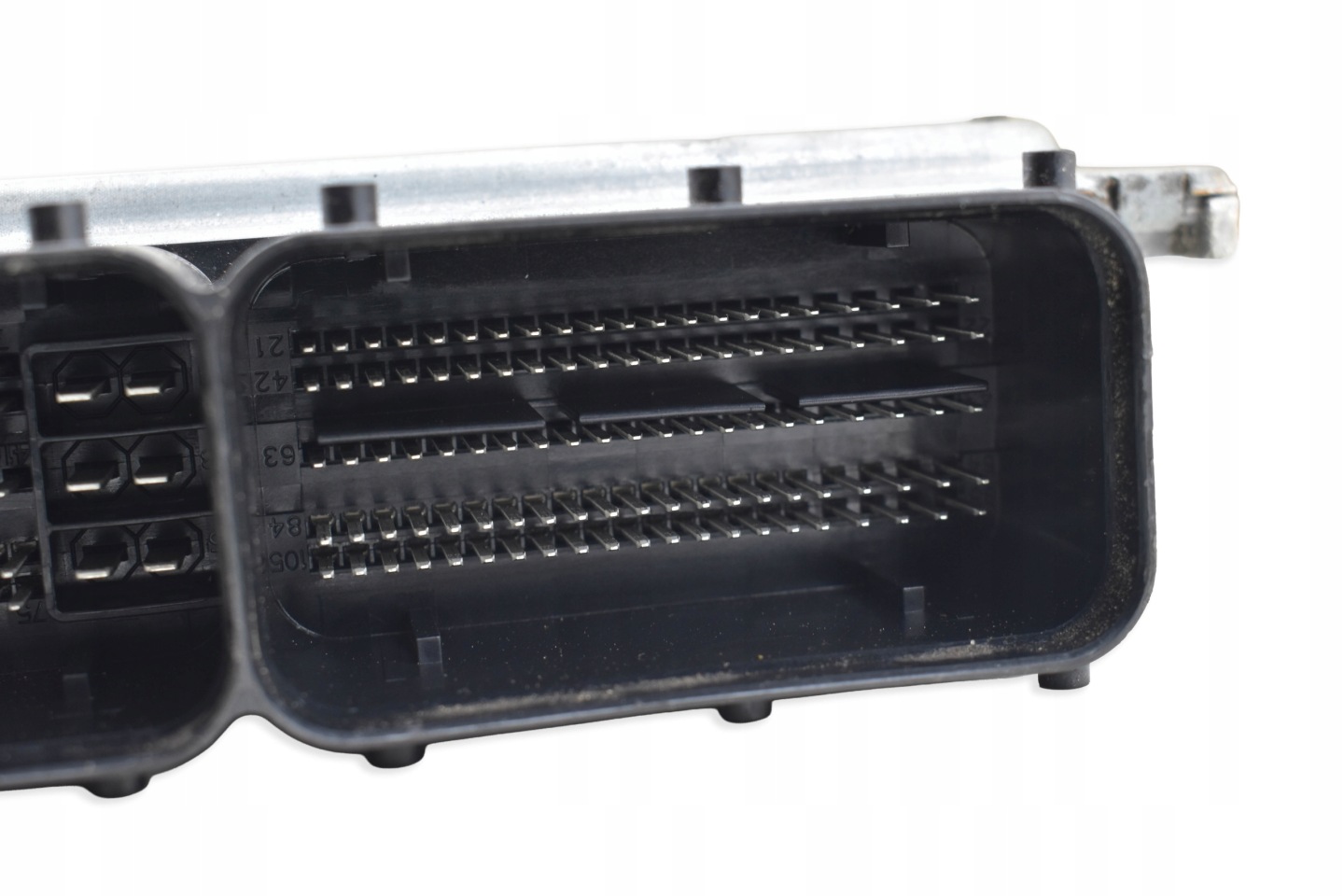 computer control unit of the engine GOLF VII CUPRA III AUDI A3 8V 2.0 TSI 06K907425B
