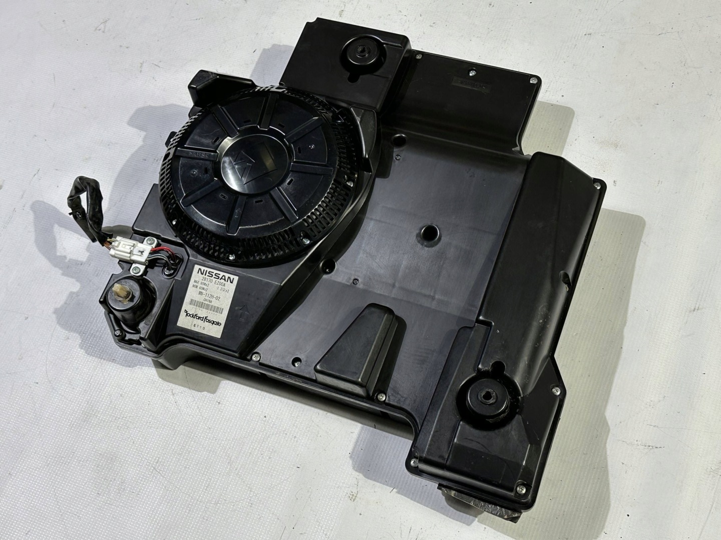 speaker niskotonowy Subwoofer subwoofer Nissan Titan 2016+