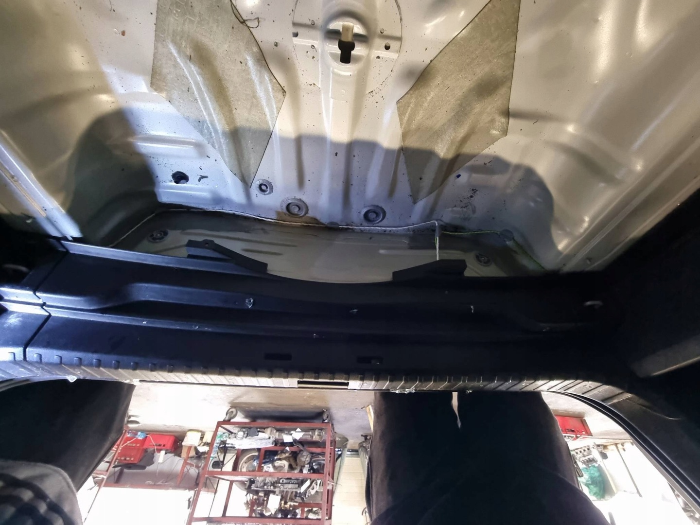 rear panel / sump SKODA KAROQ