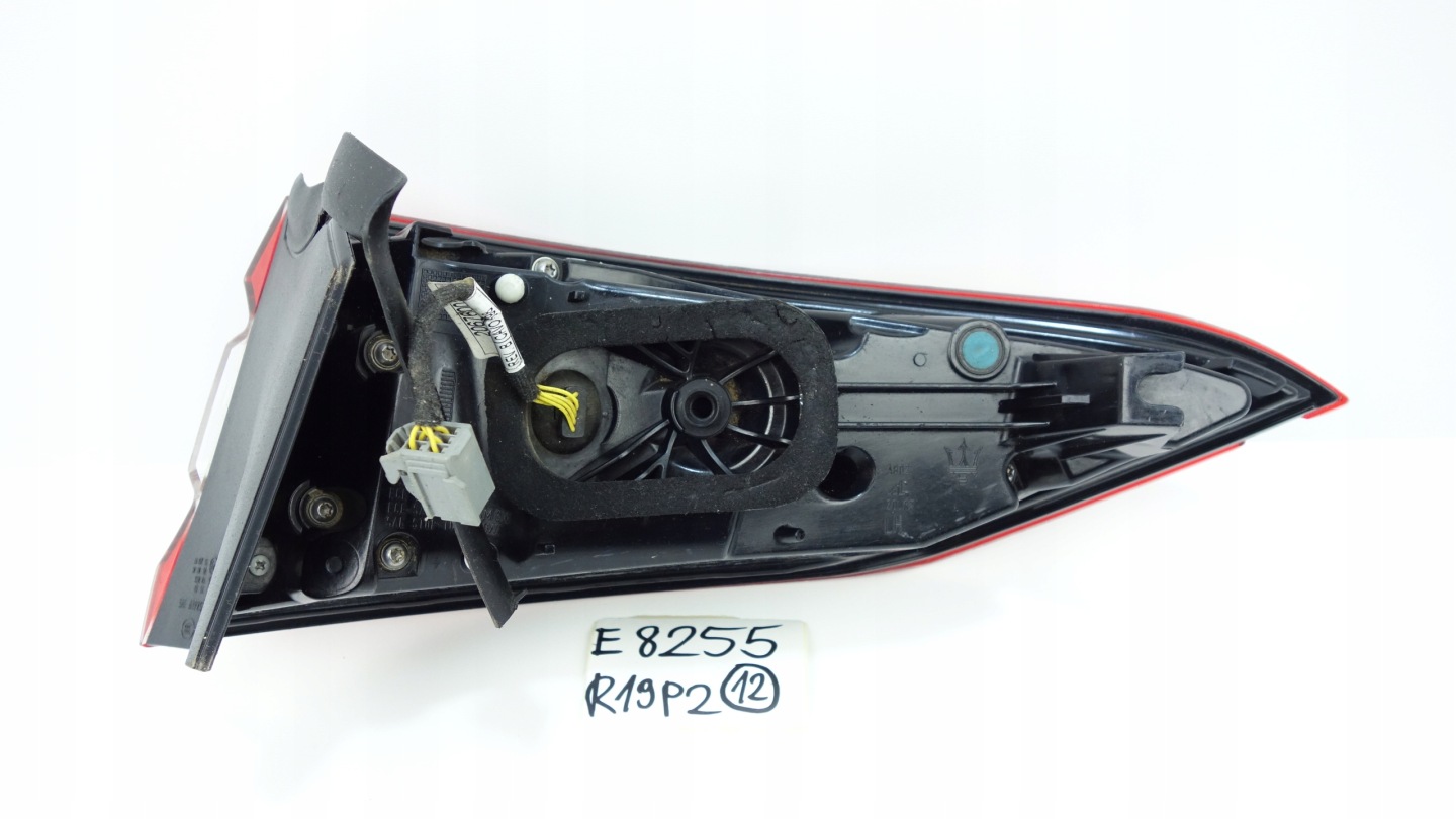 MASERATI LEVANTE 2016- light left rear part left rear 670032332