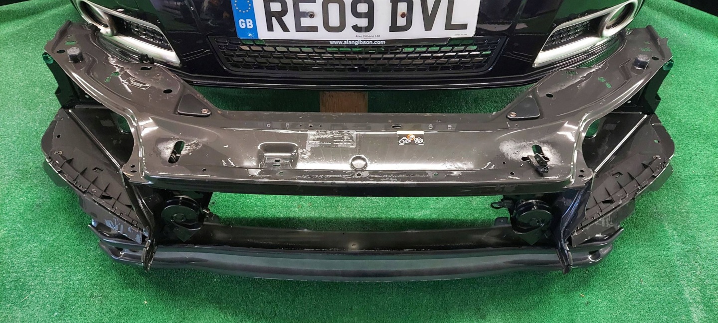 support panel for radiators VOLVO V70 XC70 S80 07-16 LAK: 452-26