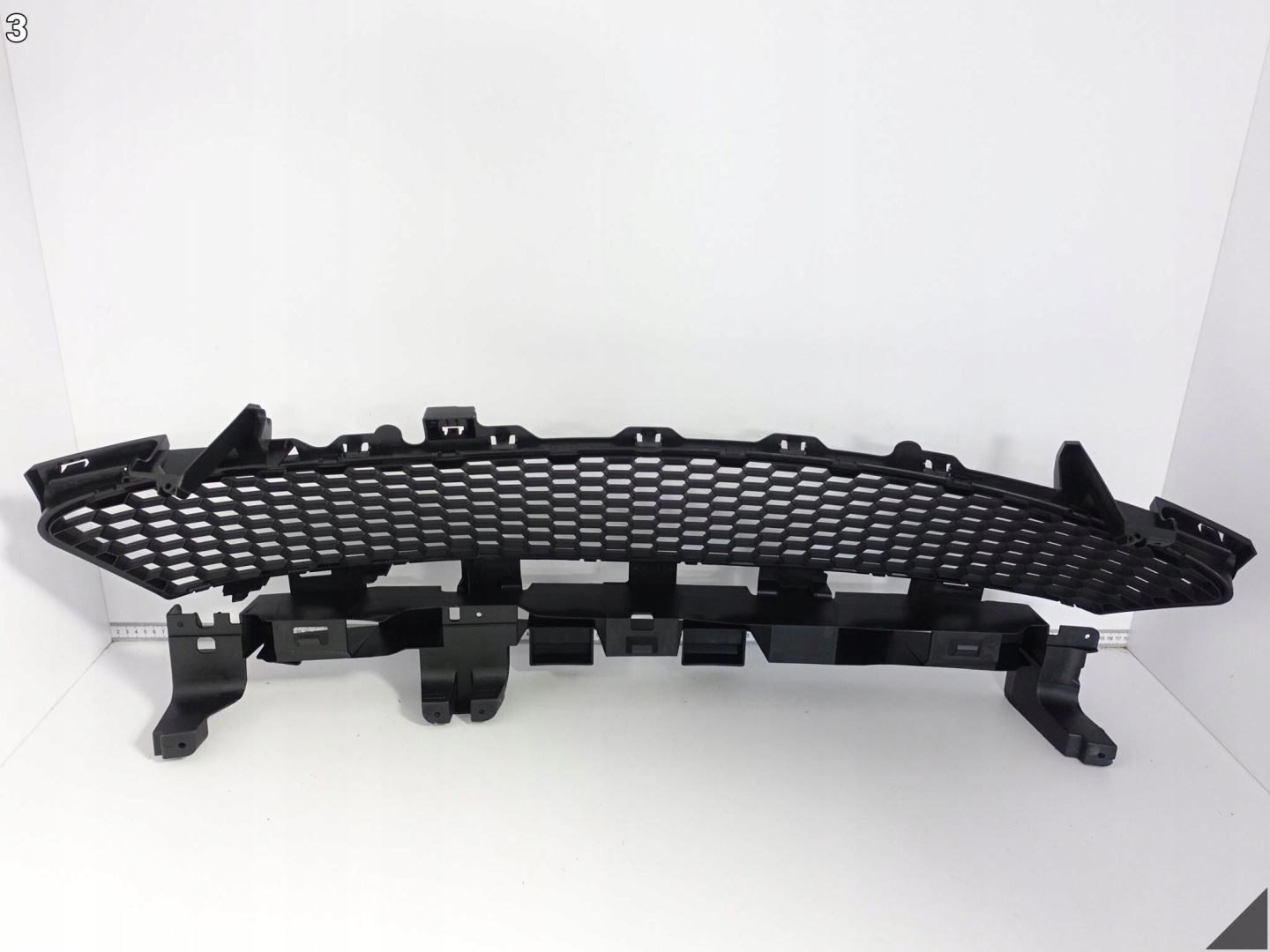 DACIA LOGAN SANDERO II 12-16 grid W bumper grille central lower front