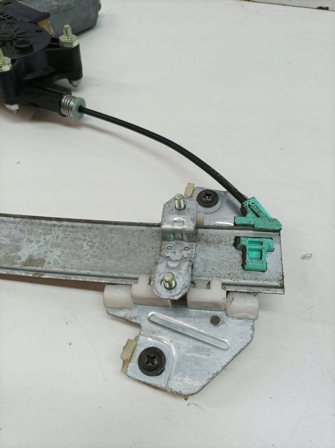 mechanism windows left front Kia Rio II (2005-2011)