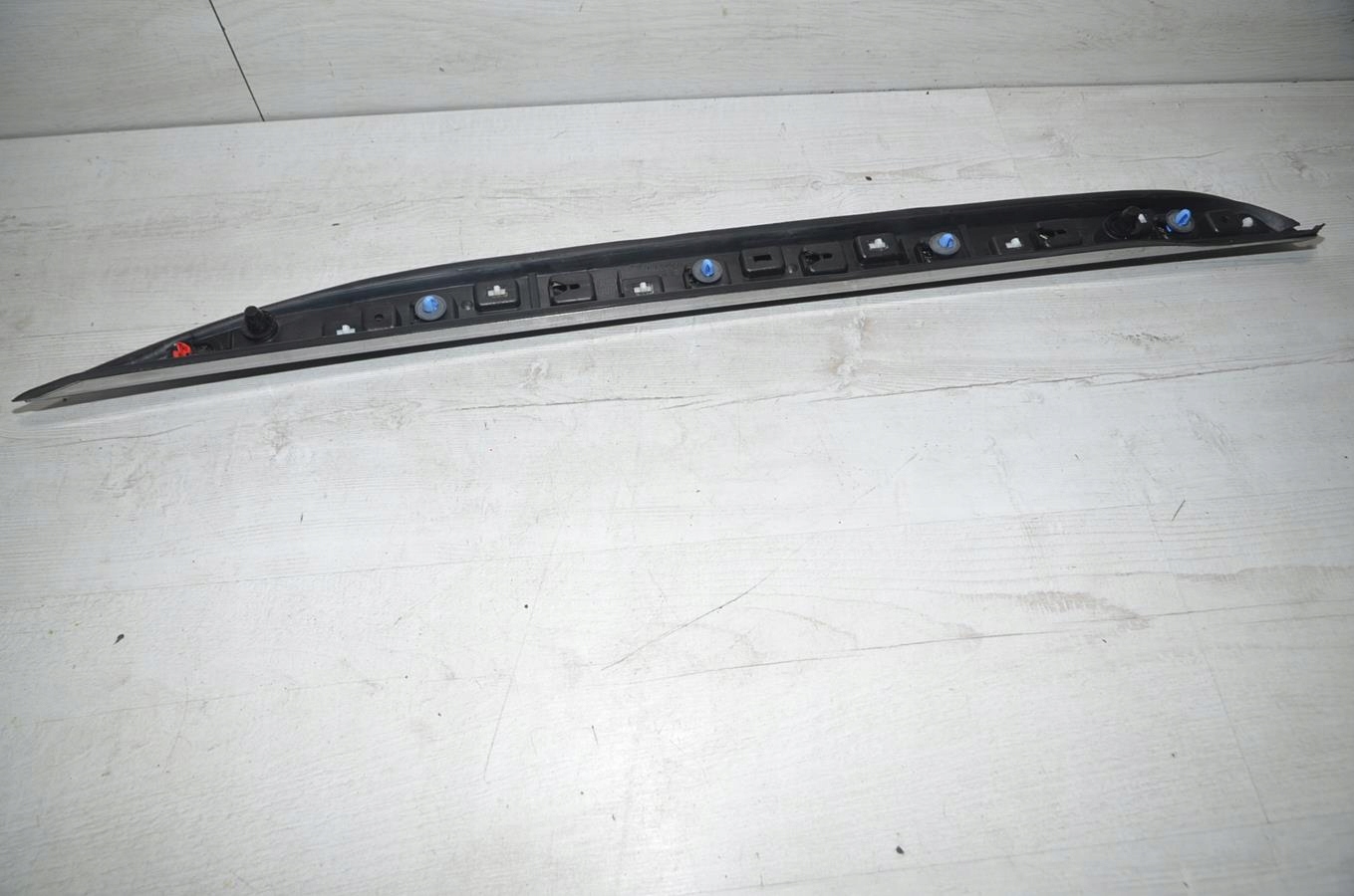 moulding roofs right Peugeot 2008 14r