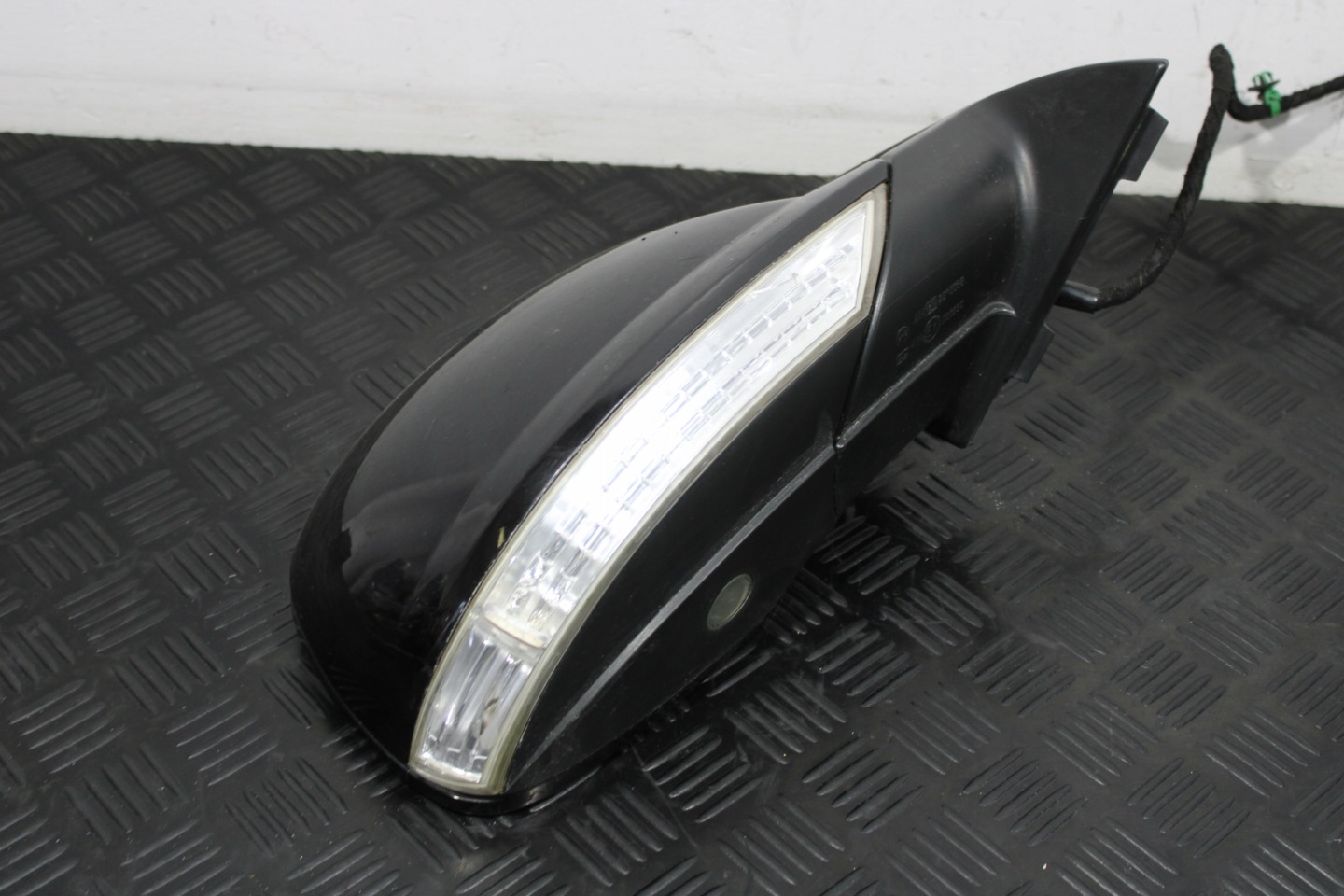 mirror right 12 vertical TOUAREG 7L0 7L LIFT