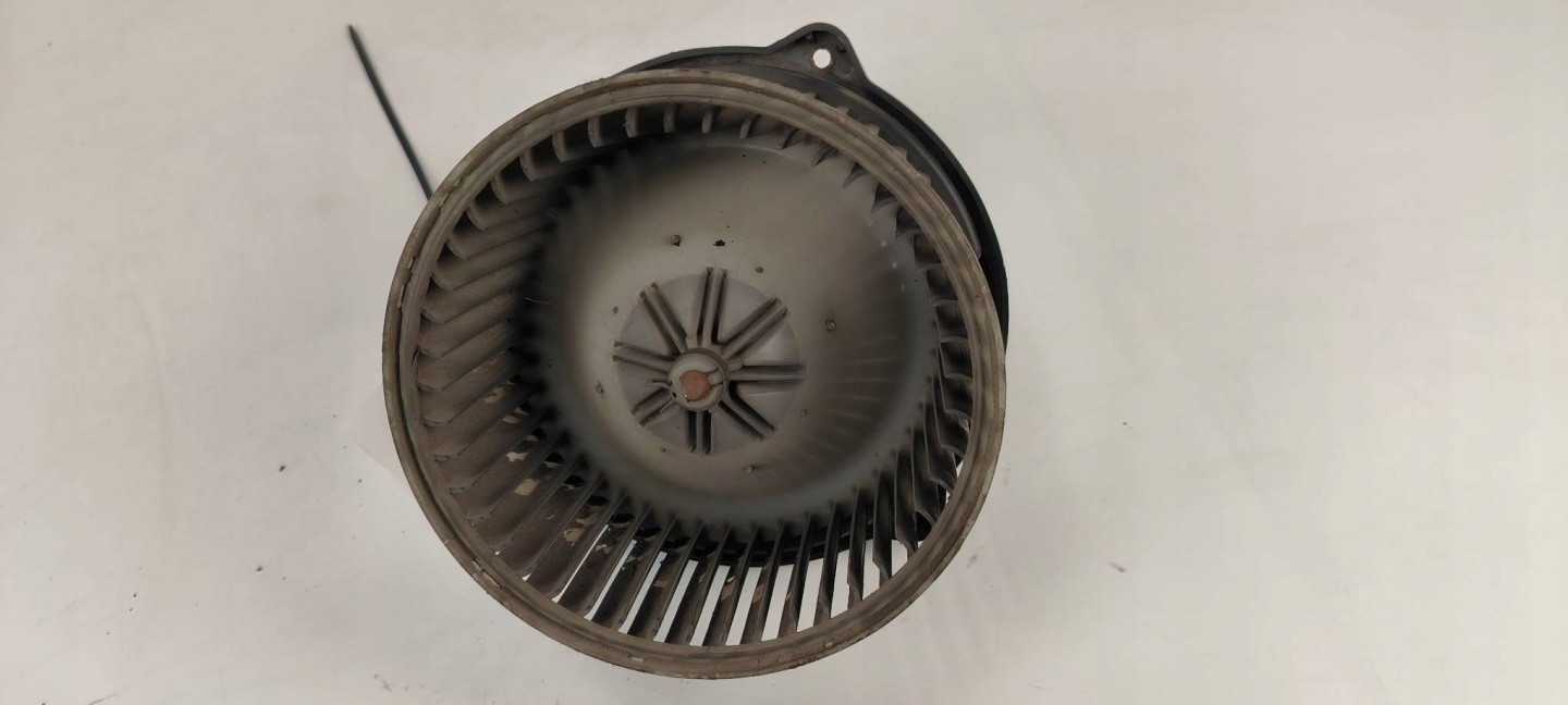 ventilator kabinski AA246460-8970 MERCEDES-BENZ ML W163