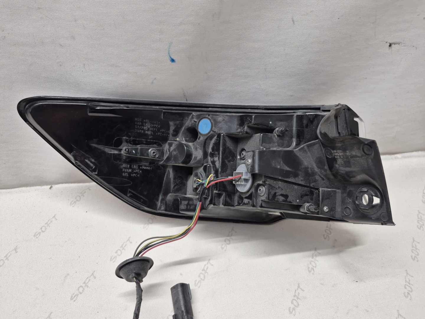 FORD KUGA MK3 III 19- light right rear part rear 98613212305