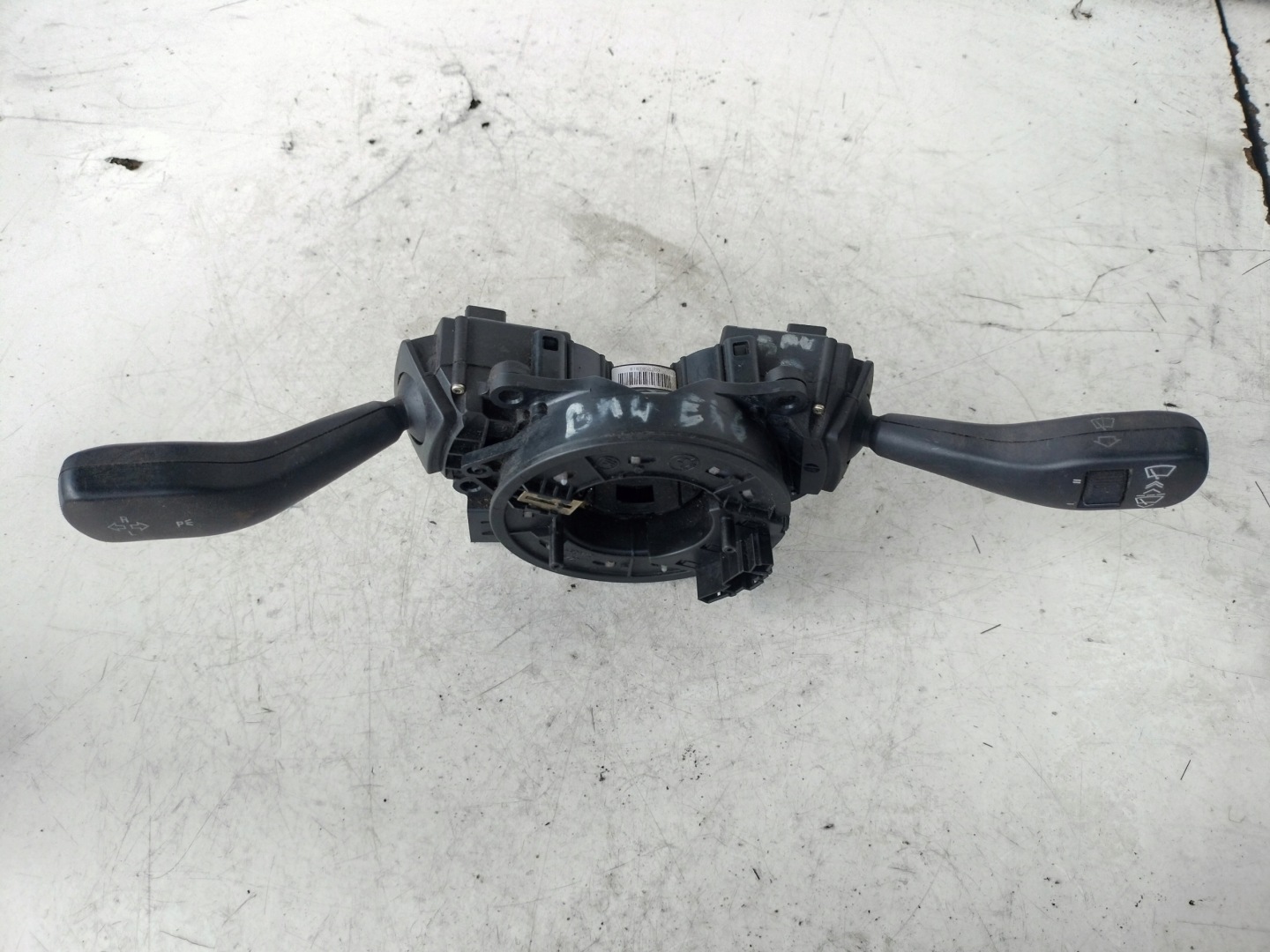BMW E46 commande levier commodo sous volant 8363664 8363662 8376444