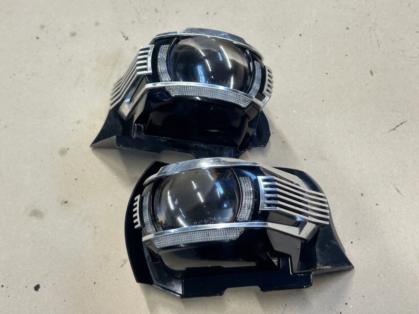 VW PASSAT B8 lens lights LED