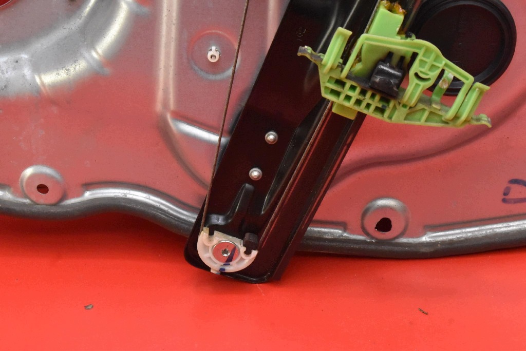 window regulator left front EU 72019003 ALFA ROMEO GIULIETTA 5D HB 10-20