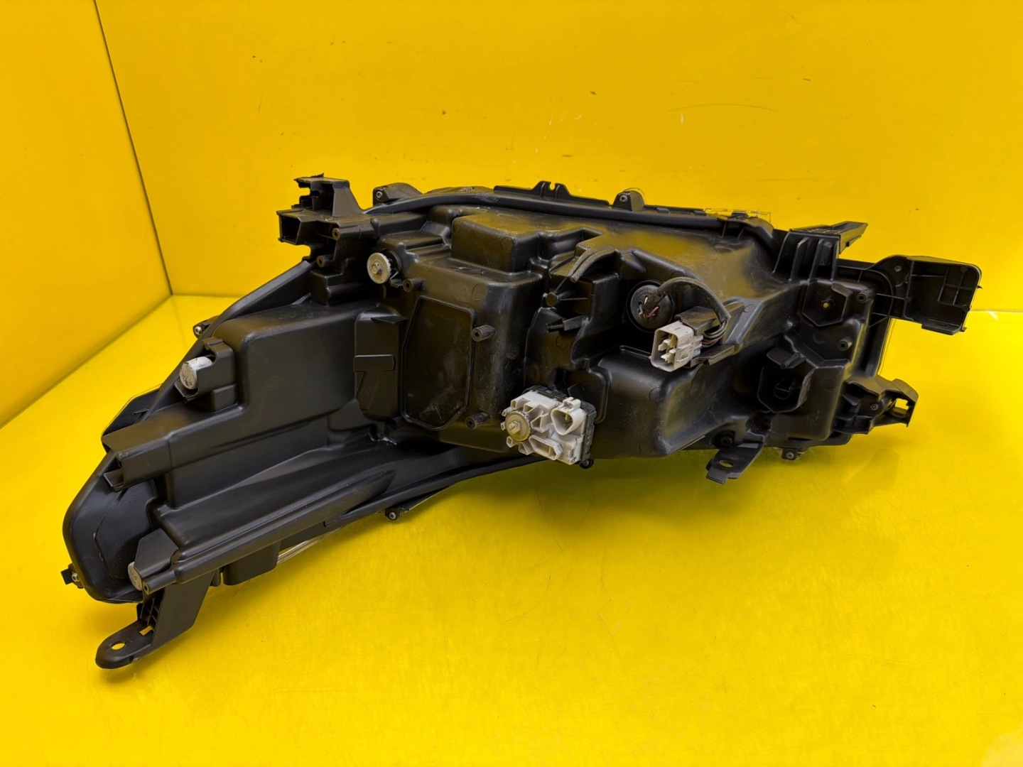 light right front Toyota Hilux VIII 8 Lift Full Led