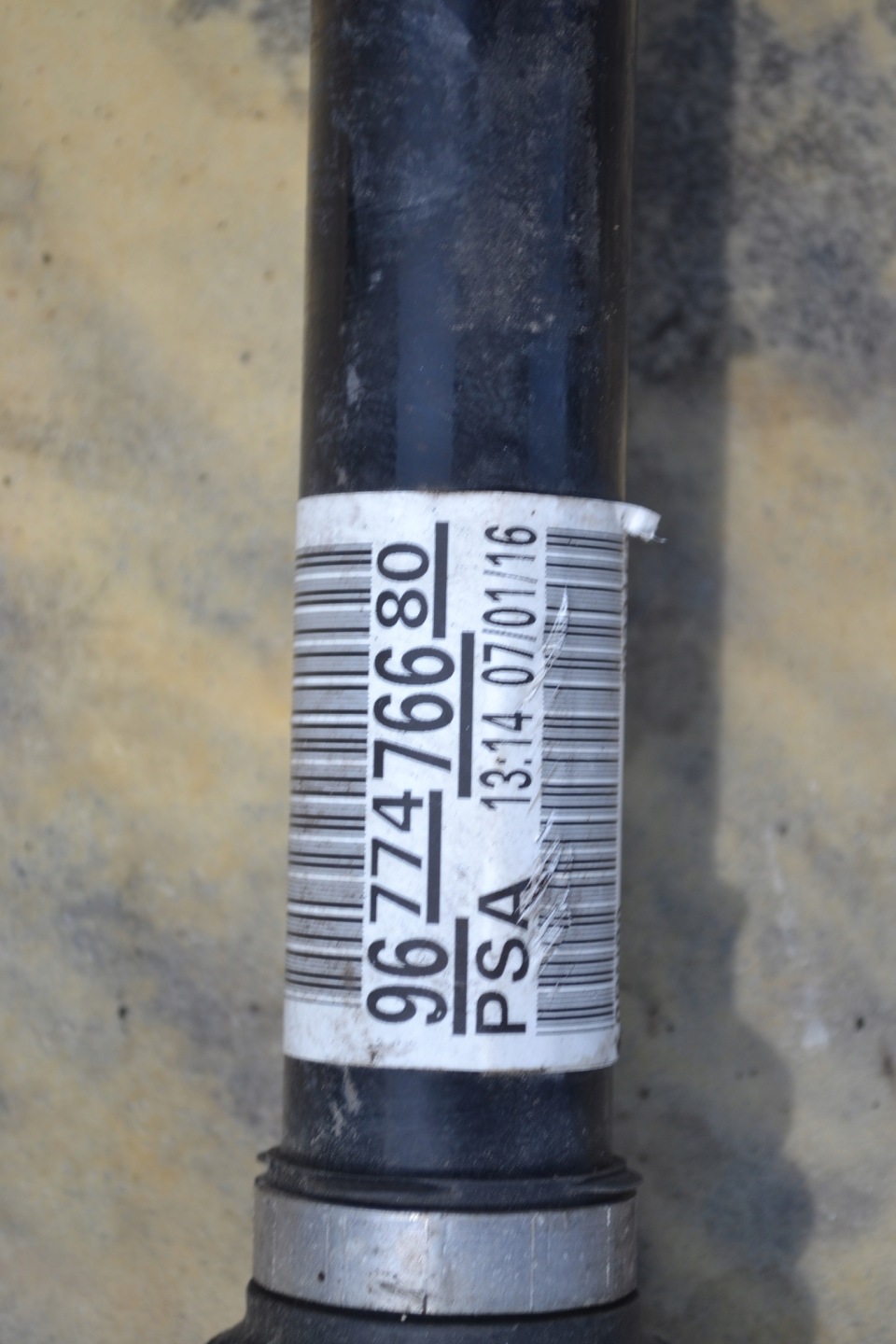 CITROEN C4 CACTUS 1.2 semi-axis right 9677476680