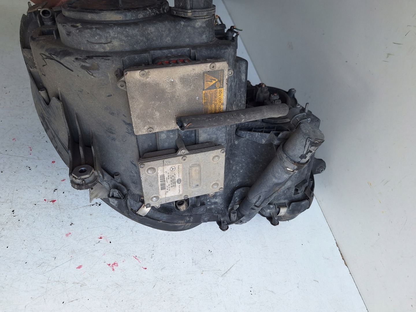 MERCEDES E-KLASA W211 02-06 light left XENON UK
