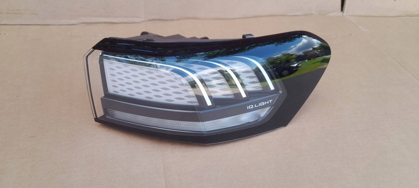 light rear rear part side right Volkswagen ID.7 14B945208A