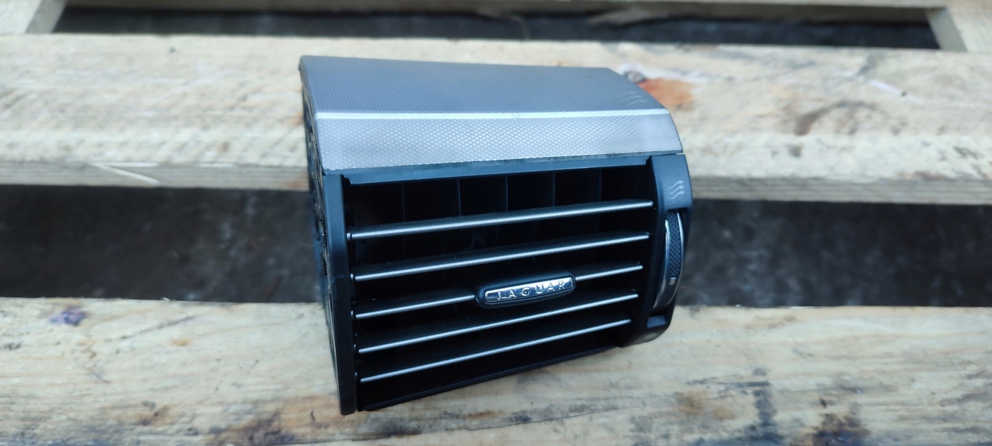 grid air conditioning devices right central JAGUAR XF X250