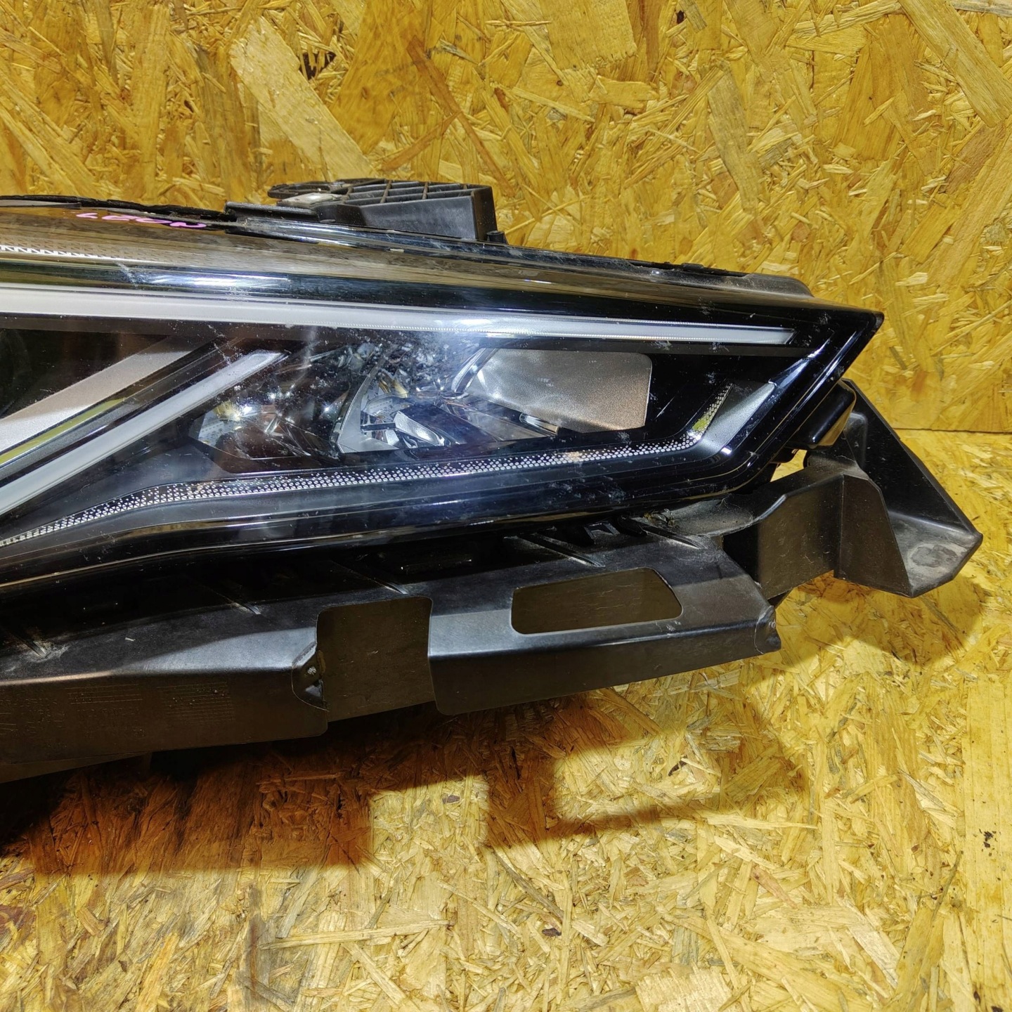 Reflektor front side right Seat Leon IV 5FB941008G DEMONTAZ