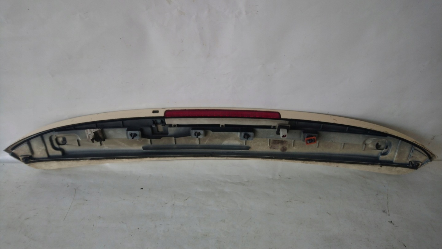 LOTKA SPOILER bonnet MERCEDES E-KLASA 211 KOMBI