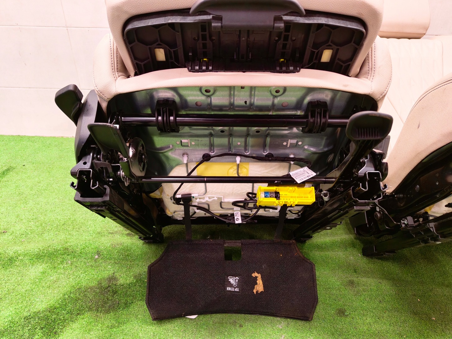 BMW X1 U11 mitte verkleidung Sitze TUNEL Sitz Seiten Leder EU